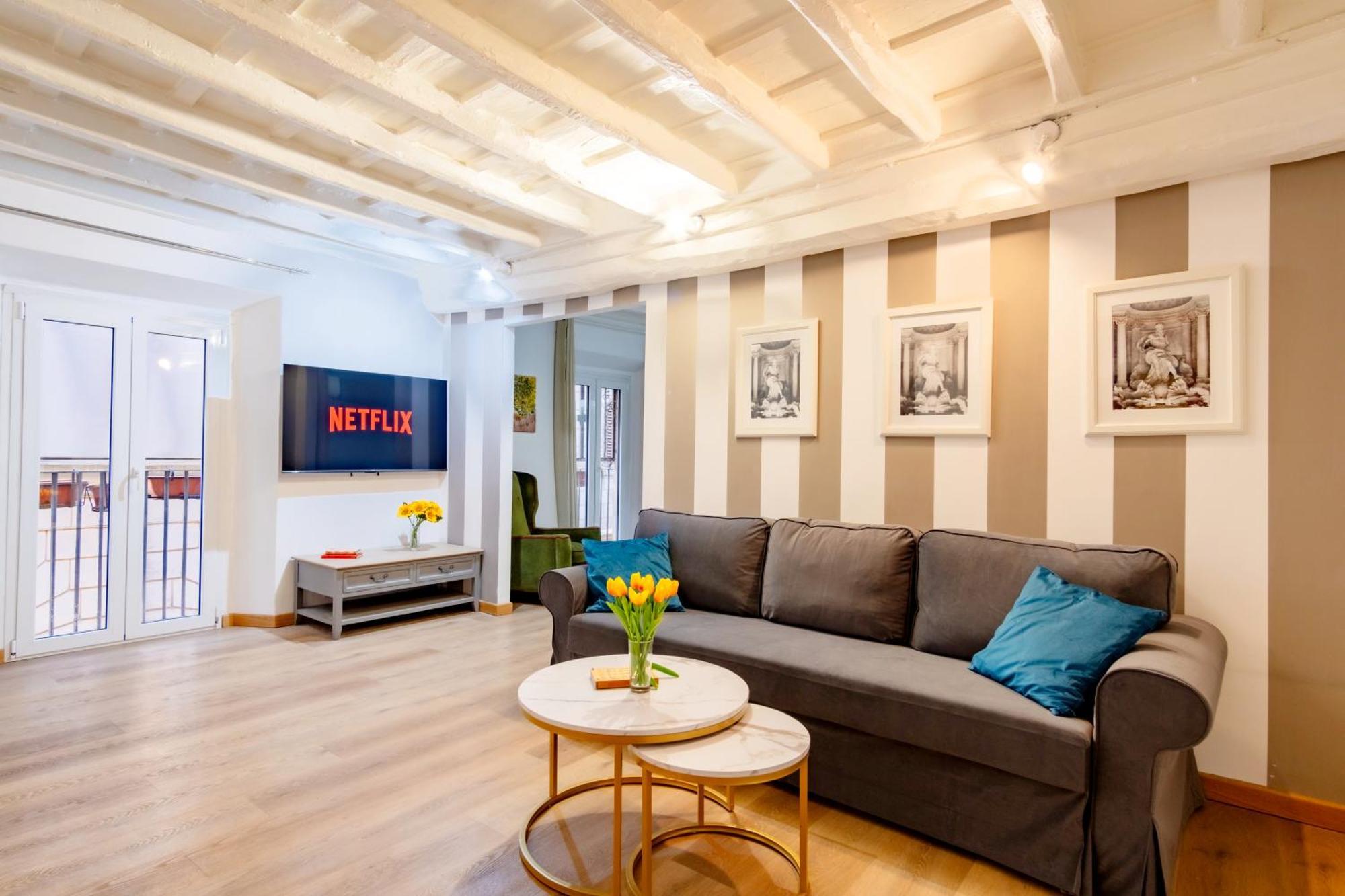 Elegantis Monti Suite Apartment — Photos 2