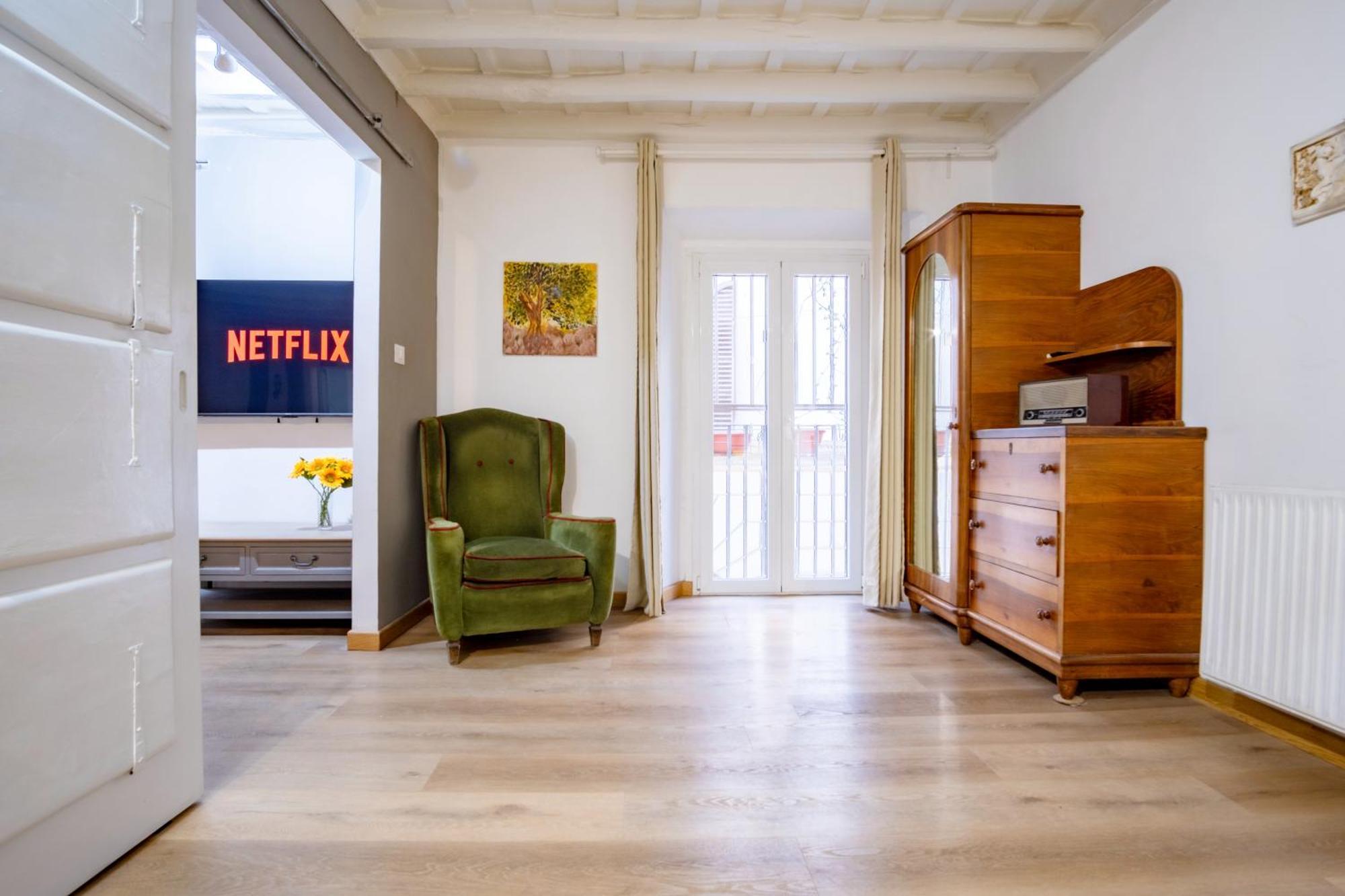 Elegantis Monti Suite Apartment — Photos 1
